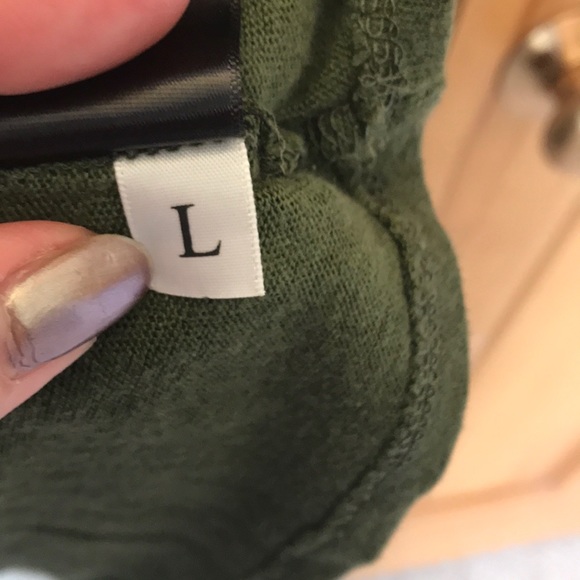 Forest Green Patterson Kincaid Linen Top - Picture 6 of 7